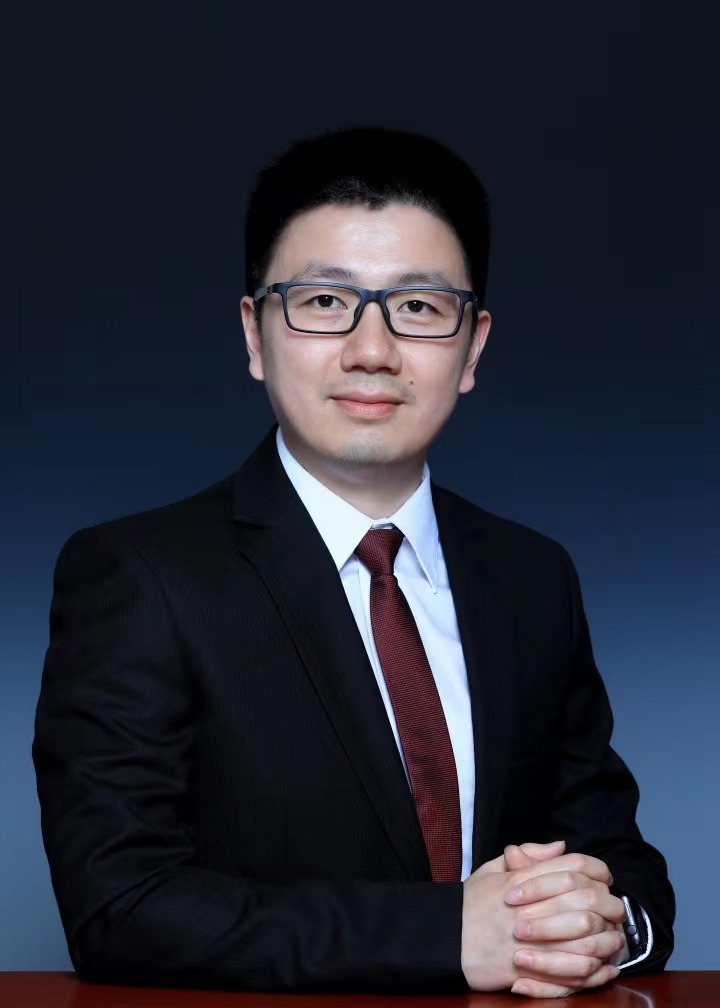 何代欣